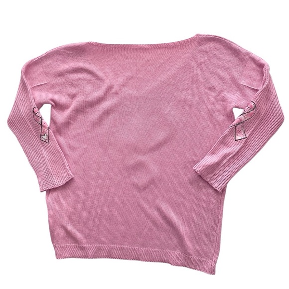 Hummingbird Pink Ribbons Heart Graphic Breast Cancer Awareness V-neck Sweater - Picture 4 of 5